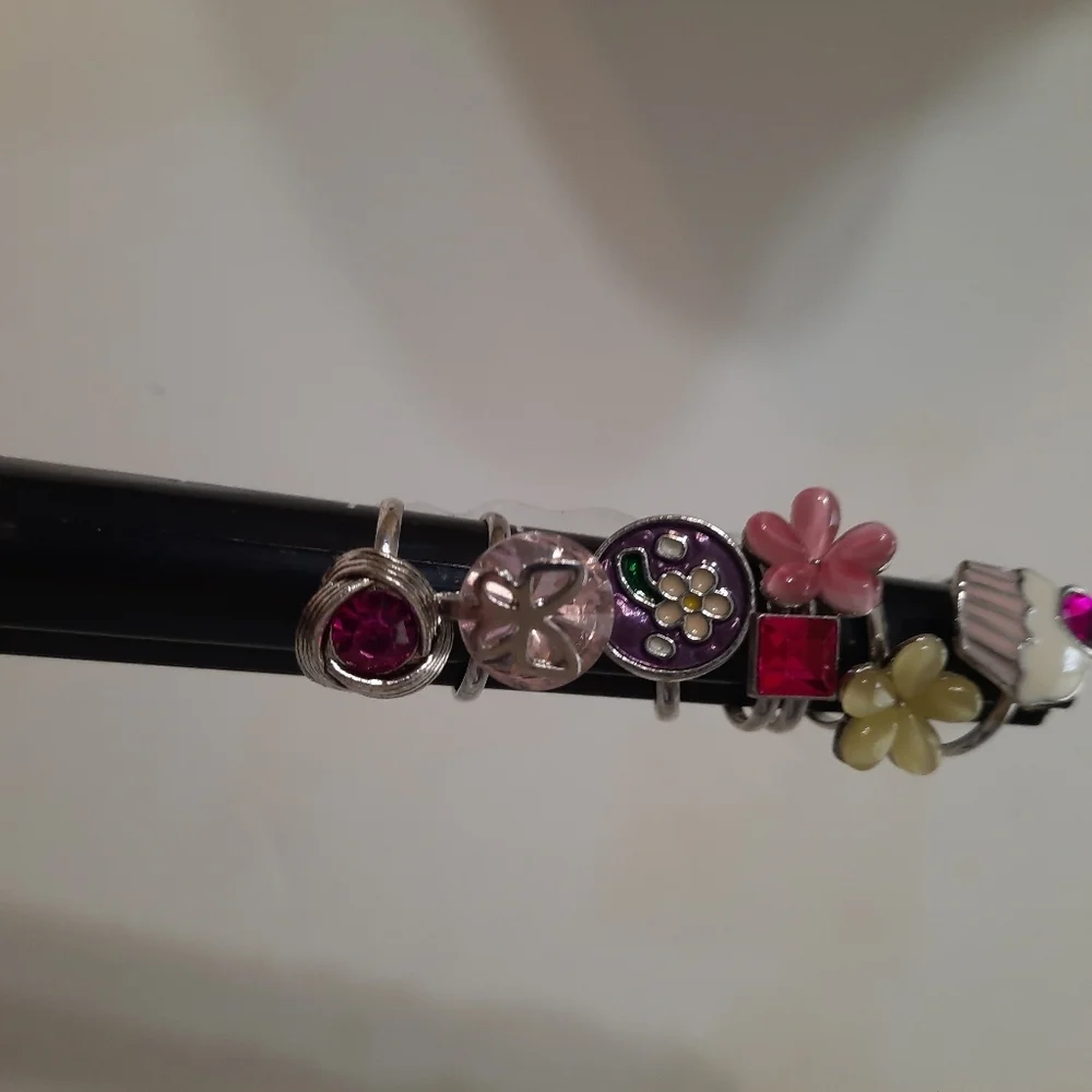 Pappazzi Pink and Yellow Flower Charm Ring Set 9 Kids Adjustable Rings